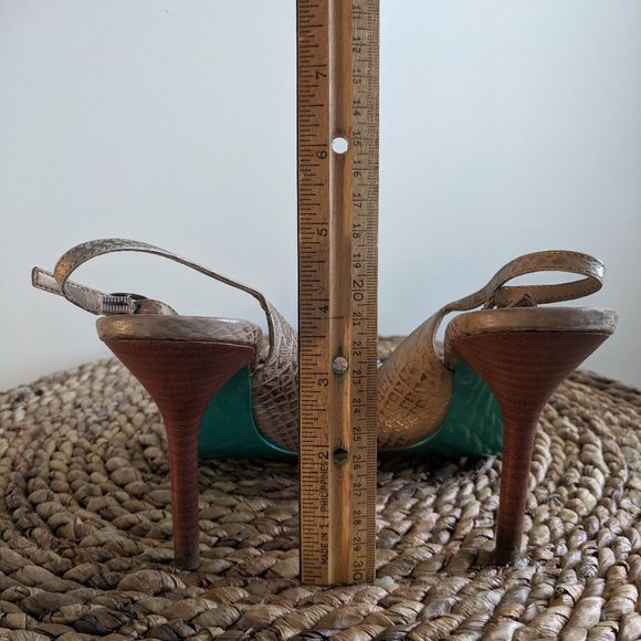 Carlos Santana Pointed Toe Faux Gator Slingback 8 - Picture 12 of 12